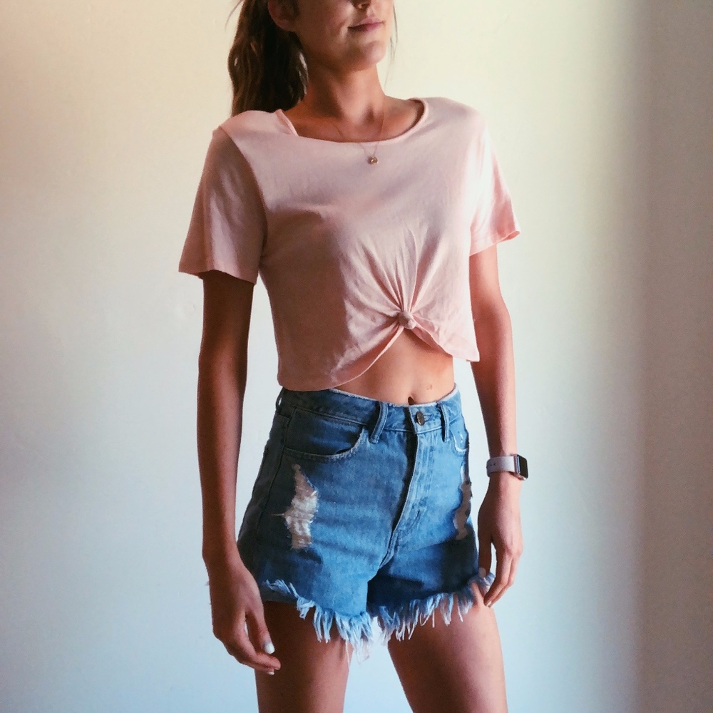 PacSun Cropped Knot-Front Tee